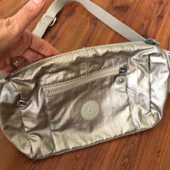 Kipling Silver metallic Crossbody bag - Picture 2 of 6
